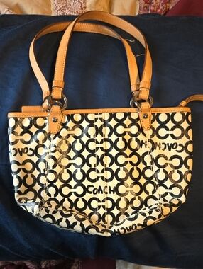 COACH Signature Canvas Tote in Black & Tan